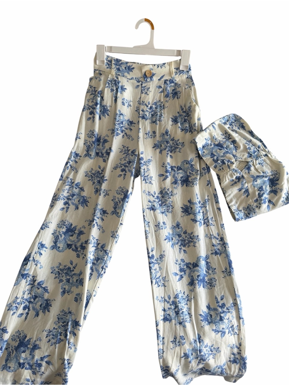 2 Piece Blue Floral Set